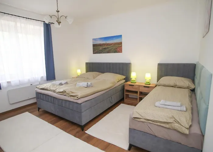 Lägenhet Tulipan Vendeghaz *